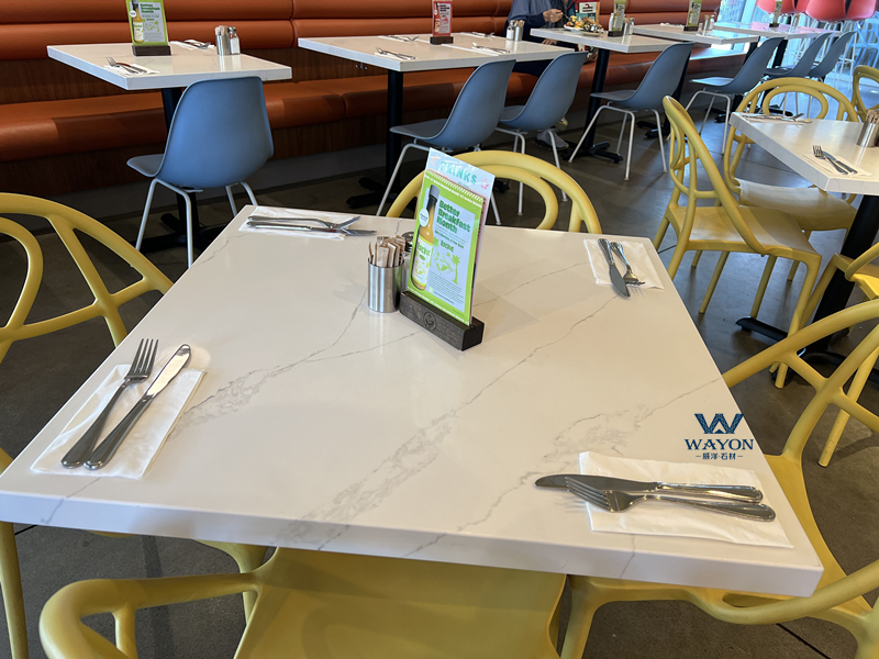 Proyecto de mobiliario para restaurante de la cadena canadiense Oeb Breakfast (veta WG412)