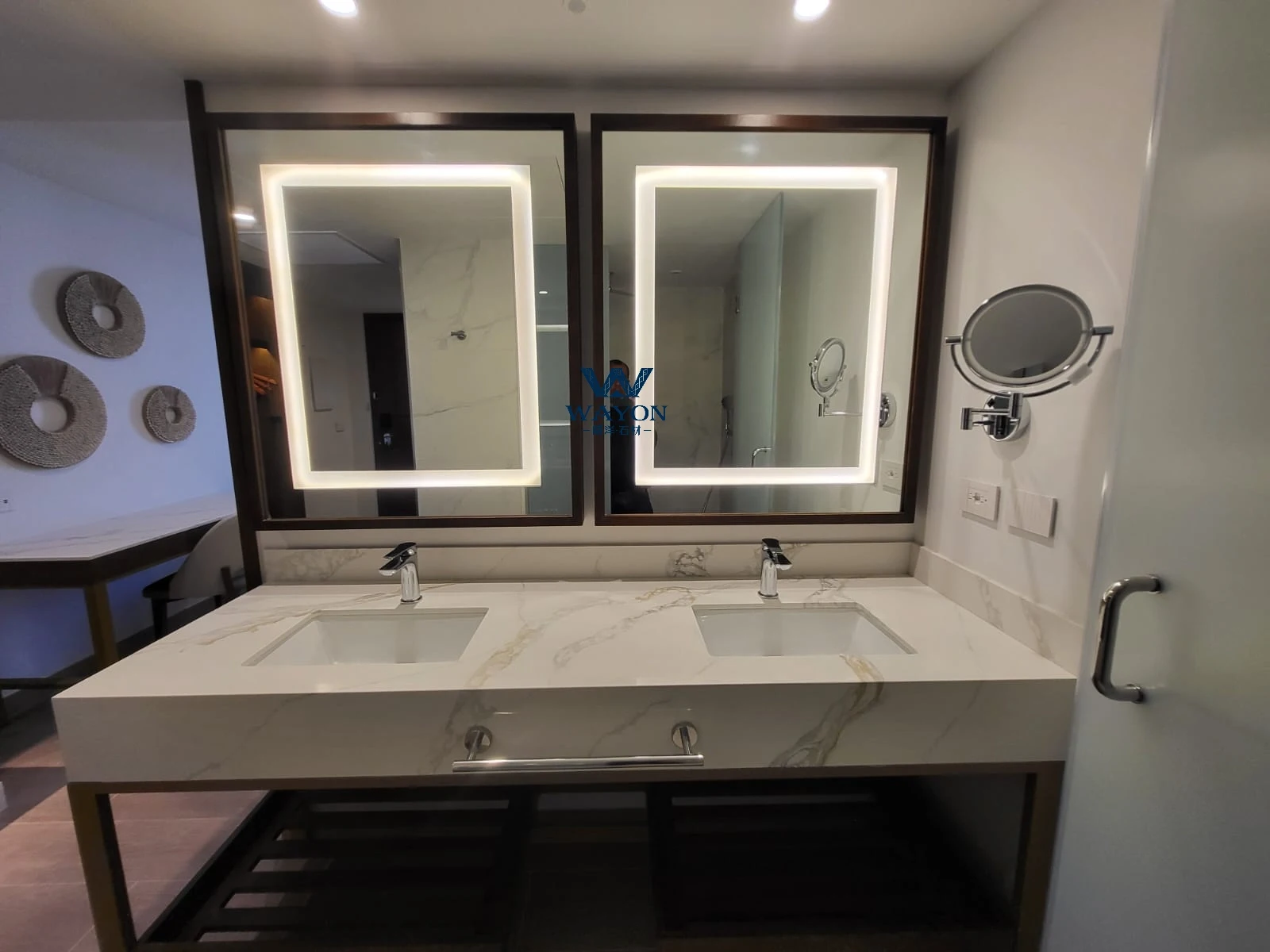 Proyecto hotelero en Barbados - Encimera de baño de cuarzo WG538 Borage Platinum