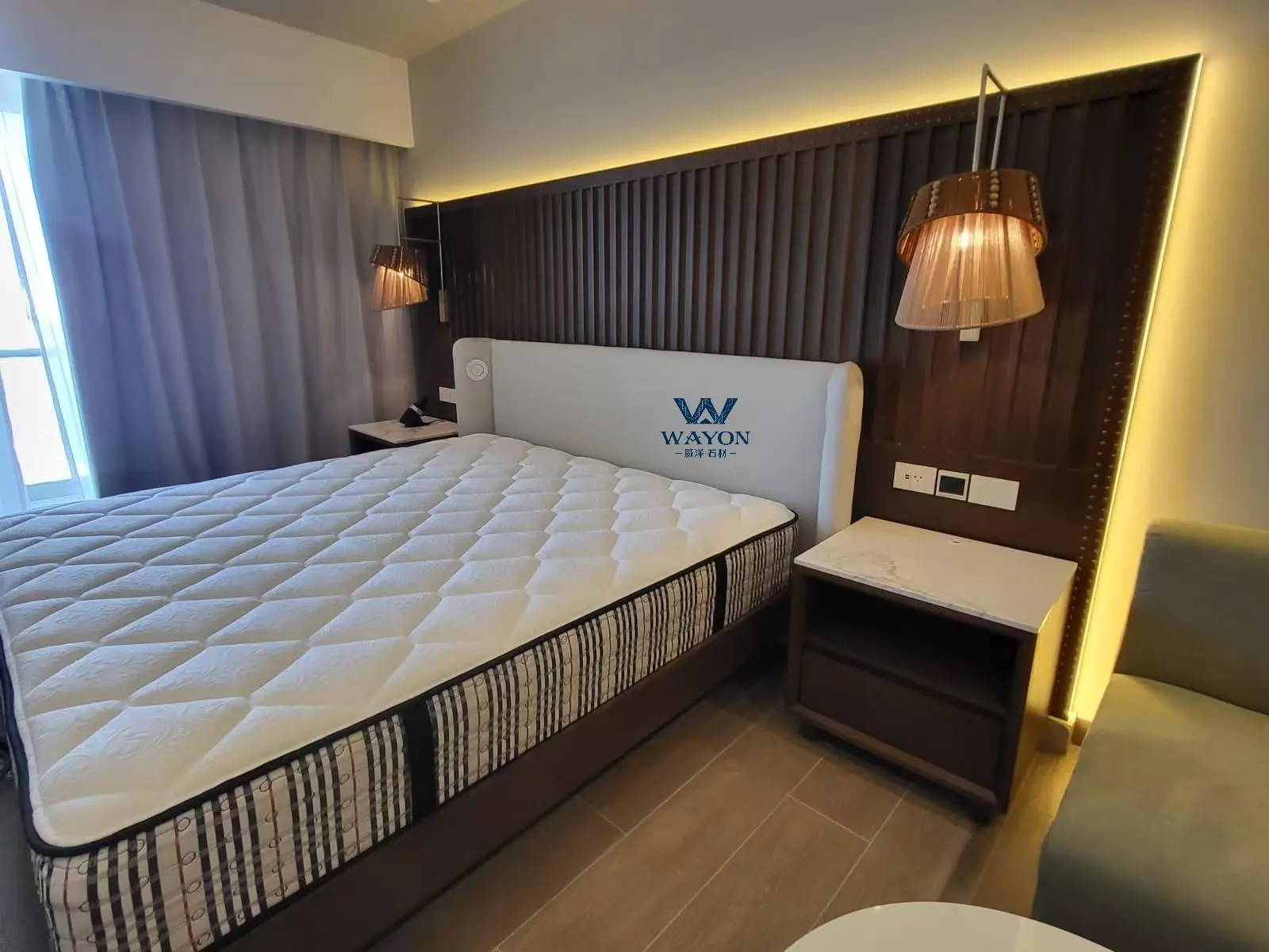 Proyecto de hotel en Barbados - Encimera de mesita de noche Borage Platinum de piedra de cuarzo WG538