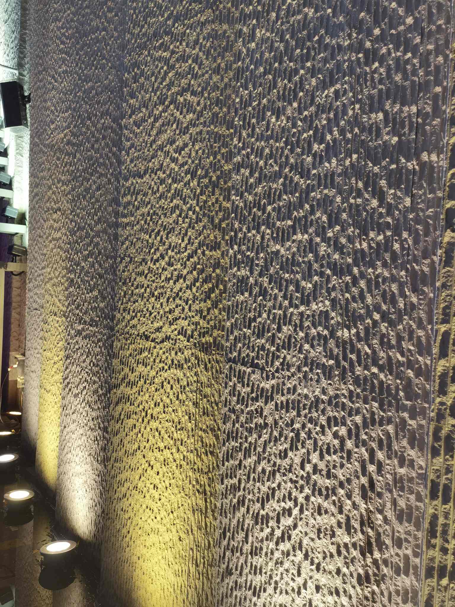Piedra flexible ultrafina Wayon | Iluminando nuevos paisajes urbanos nocturnos