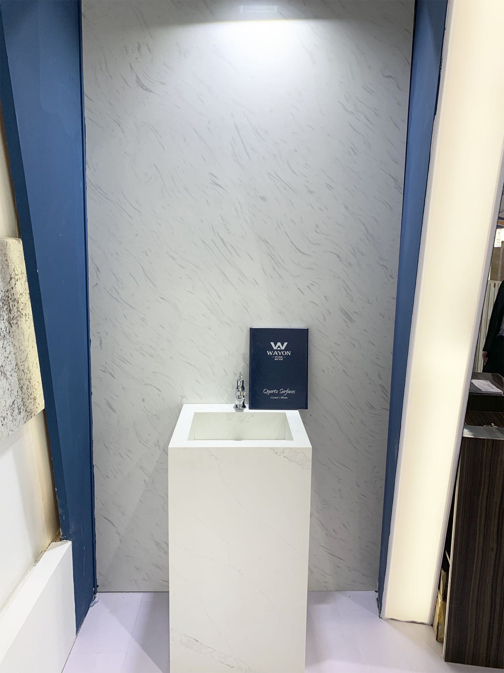 Lavabo de cuarzo con pedestal