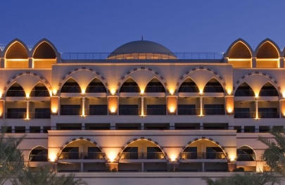 Desarrollo hotelero en Arabia Saudita: Cómo obtener piedra y materiales para superficies arquitectónicas